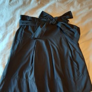 Express High waist skirt with tie. Black size 6
